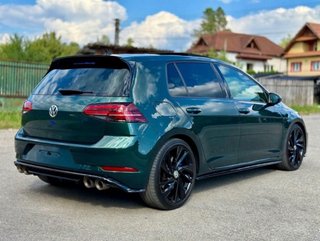 VW Golf 7.5 R Performance Akrapovič Irish Green