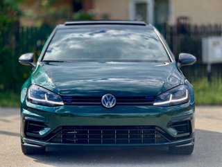 VW Golf 7.5 R Performance Akrapovič Irish Green