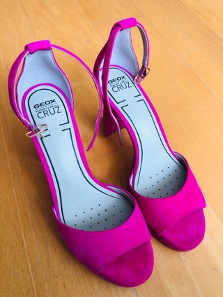 Sandalias Geox by Penélope y Mónica Cruz