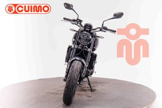 TRIUMPH TRIDENT 660