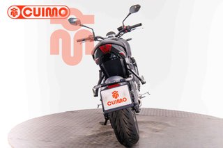 TRIUMPH TRIDENT 660