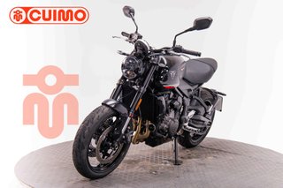TRIUMPH TRIDENT 660