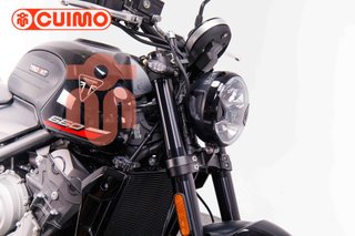 TRIUMPH TRIDENT 660