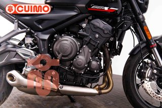 TRIUMPH TRIDENT 660