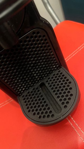 Cafetera Nespresso Negra