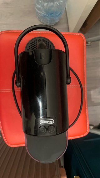 Cafetera Nespresso Negra
