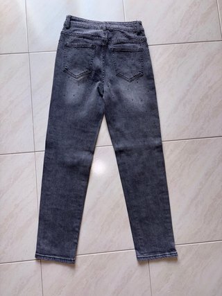 Jeans skinny grigi con strass taglia 40