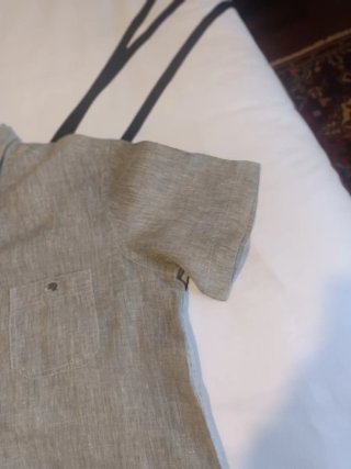 Camisa de lino verde oliva para hombre
