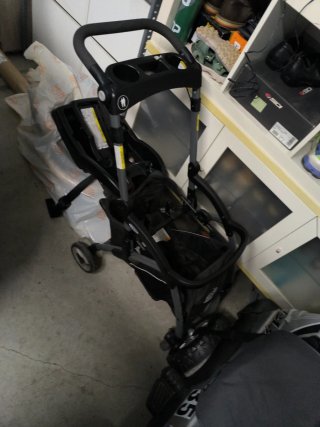 Cochecito Graco con Maxi-Cosi + soporte para coche