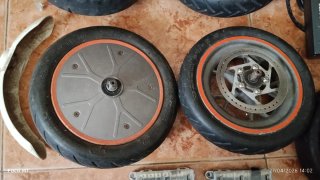Lote de ruedas completas motores, centralitas