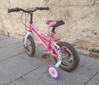 Bicicleta infantil rosa 12,5 pulgadas con ruedines