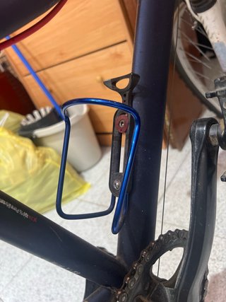 Bicicleta de montaña azul
