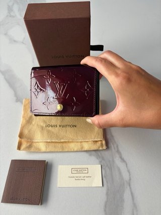 Cartera Louis Vuitton Vernis Morado