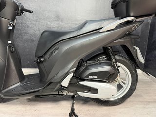 Honda SHi 125 ABS Gris