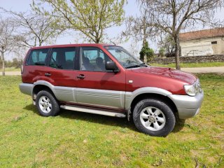 Nissan Terrano II 2002