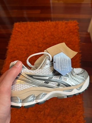 Asics Gel Kayano 14 Plata/Blanco
