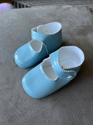 Zapatos charol bebé T.19