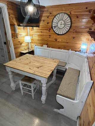 Conjunto mesa y rinconera madera maciza
