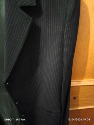 Levita Cortefiel Raya Negra Talla 44