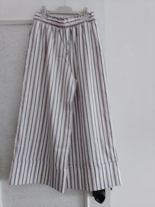Pantalón ancho rayas azul y blanco