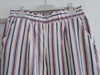 Pantalón ancho rayas azul y blanco