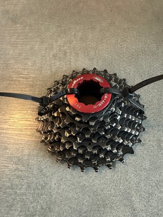Cassette Sunrace 11v 11-28 Carretera