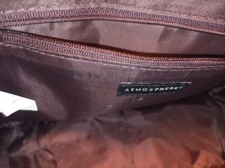Bolso marrón Primark con bandolera