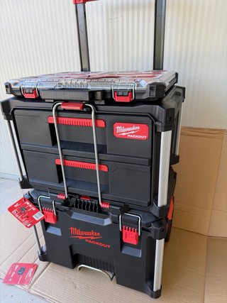 Milwaukee PACKOUT STARTER SET 2