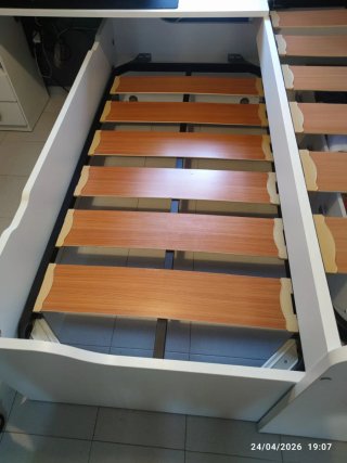 DOBLE CAMA NIDO BLANCA CON ESCRITORIO Y CAJONERA!!