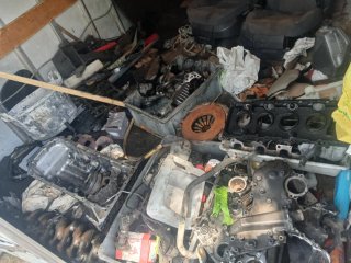 Despiece Nissan Atleon ZD30 2007