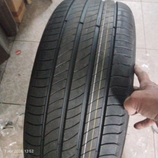 Llanta Nissan X-Trail 255/45 R20