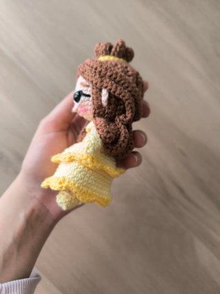 Muñeca Amigurumi Bella Disney Crochet