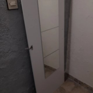 Puerta de armario con espejo