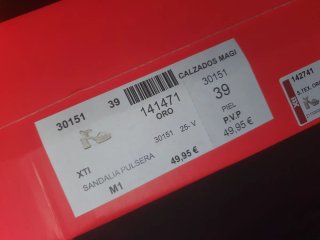 Zapatos de tacón dorados NUEVOS