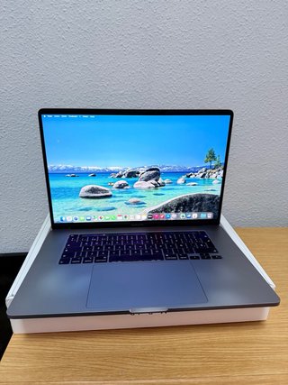 MacBook Pro 16 32GB RAM 500GB SSD 2019