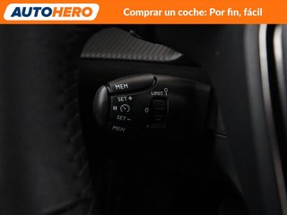 Peugeot 2008 1.2 Hybrid Style