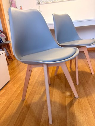 Mesa comedor extensible y sillas