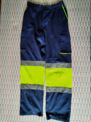 3 Pantalones de trabajo azul y verde