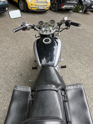Hyosung Aquila 250 - Moto Cruiser