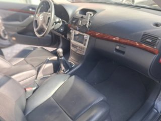 Toyota Avensis 2004