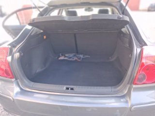 Toyota Avensis 2004
