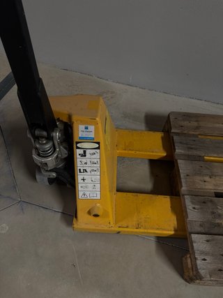 Transpaleta Manual Larga