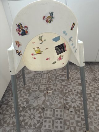 Trona infantil blanca