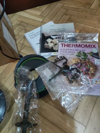 Thermomix TM31 con accesorios