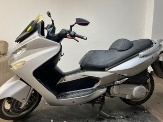 Kymco Xciting 250i Plata Automática