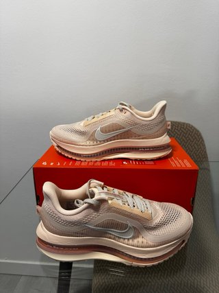 Nike Pegasus Premium Beige/Rosa