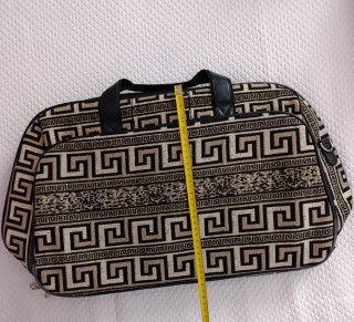 2 x 1 - Bolso de viaje estampado con greca
