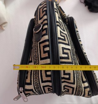 2 x 1 - Bolso de viaje estampado con greca
