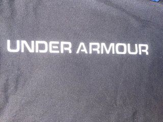 Camiseta Under Armour Negra Manga Corta
