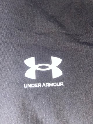 Camiseta Under Armour Negra Manga Corta